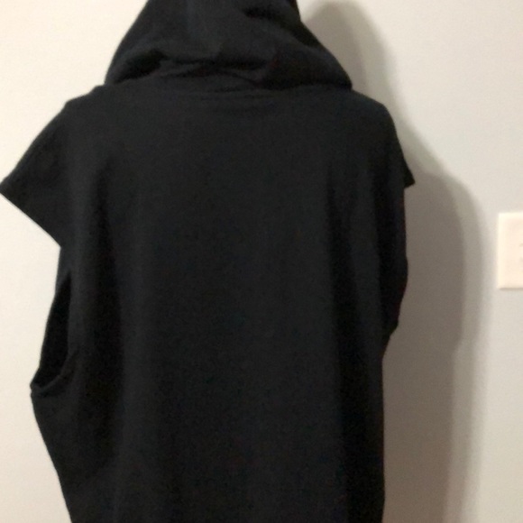 Zara oversized sleeveless sweater with hoodie - Picture 4 of 8